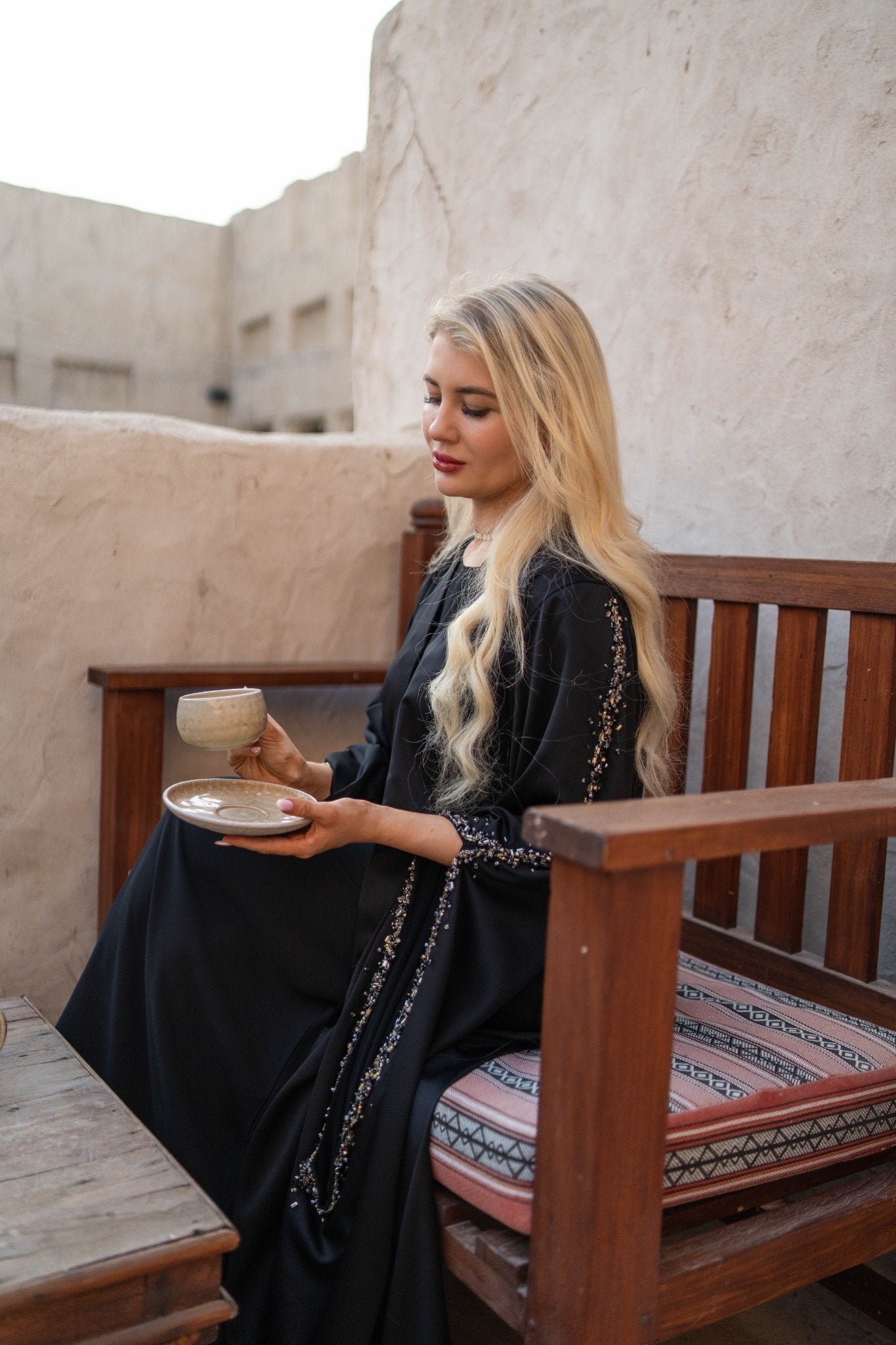 Layal Noor Abaya